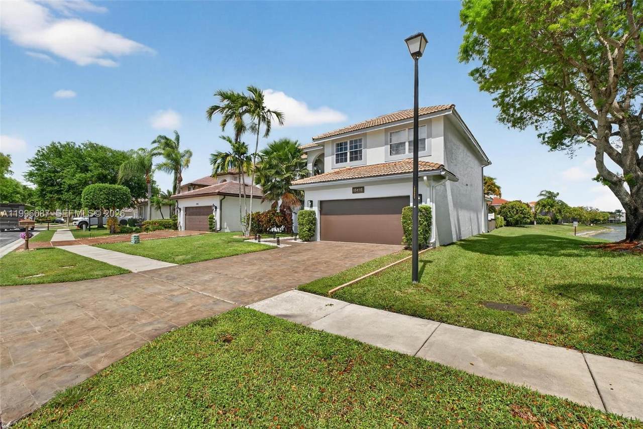 https://bt-photos.global.ssl.fastly.net/miami/1280_boomver_1_A11996087-2.jpg