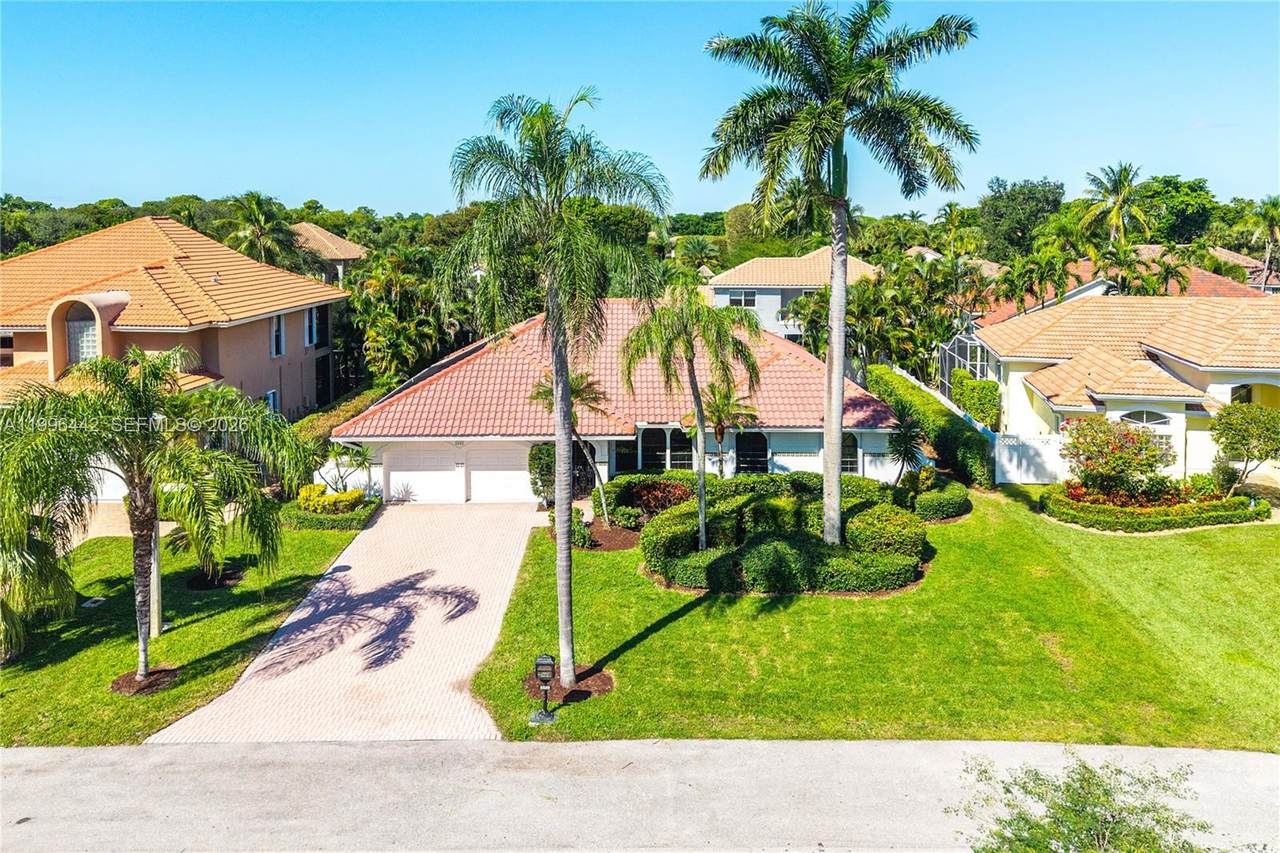 6005 Buena Vista Ct - Photo 1