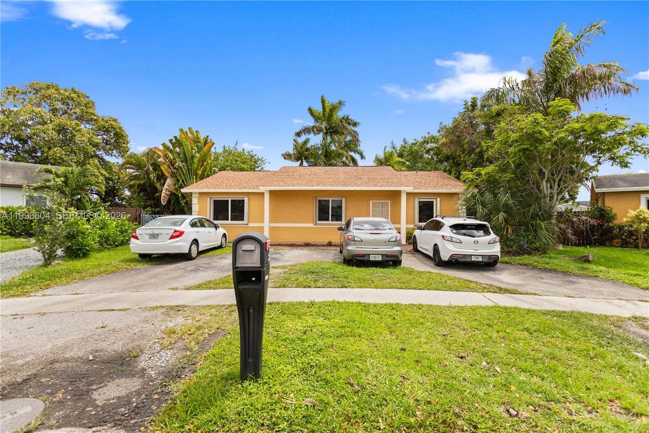7690 7th Ct - Photo 1