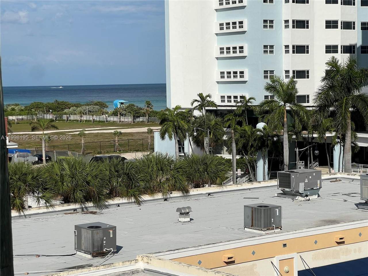 https://bt-photos.global.ssl.fastly.net/miami/1280_boomver_1_A11998195-2.jpg
