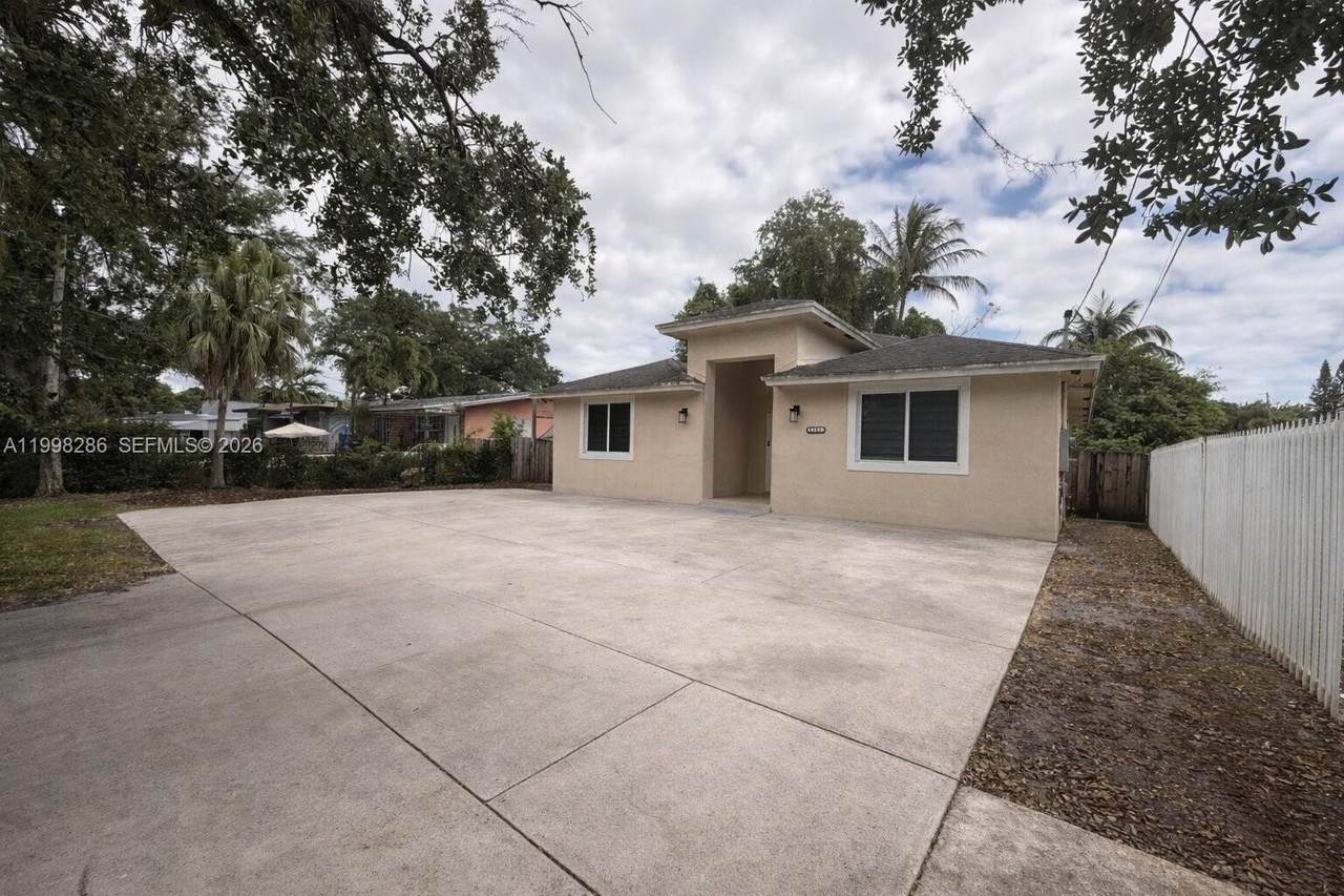 3166 170th St - Photo 1