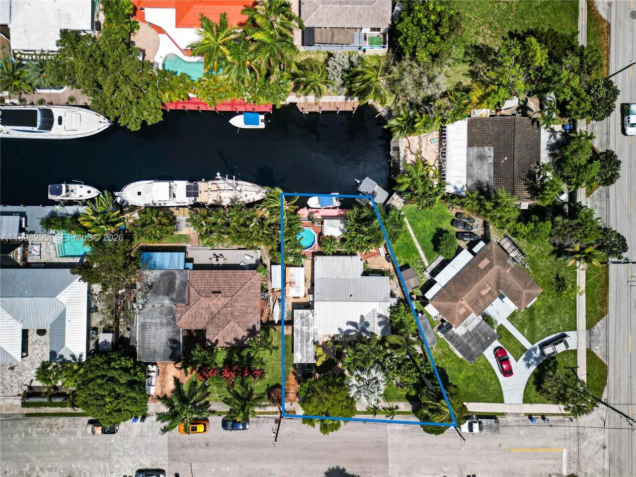905 Mandarin Isle - Photo 1