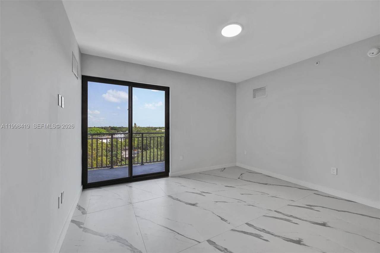 https://bt-photos.global.ssl.fastly.net/miami/1280_boomver_1_A11998419-2.jpg