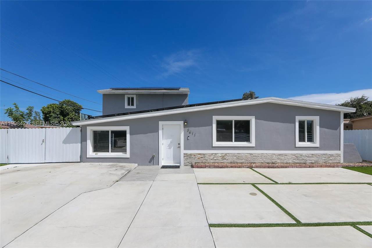 3811 47 Ave - Photo 1