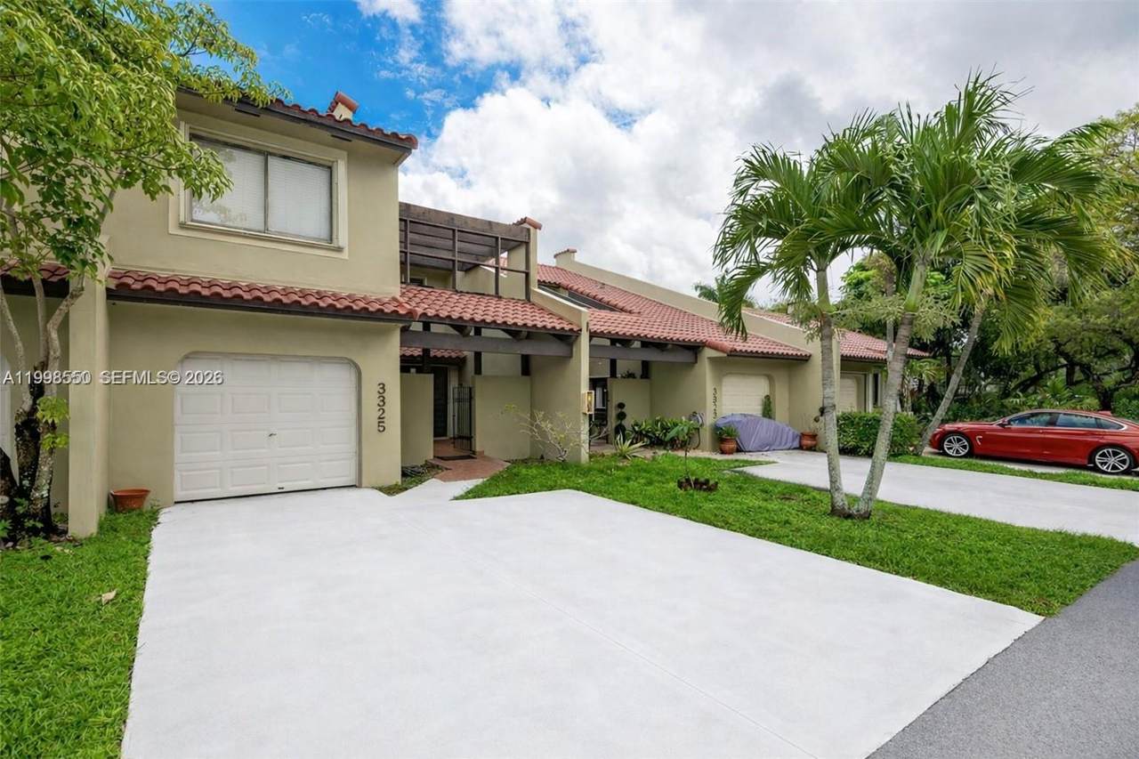 3325 Torremolinos Ave - Photo 1
