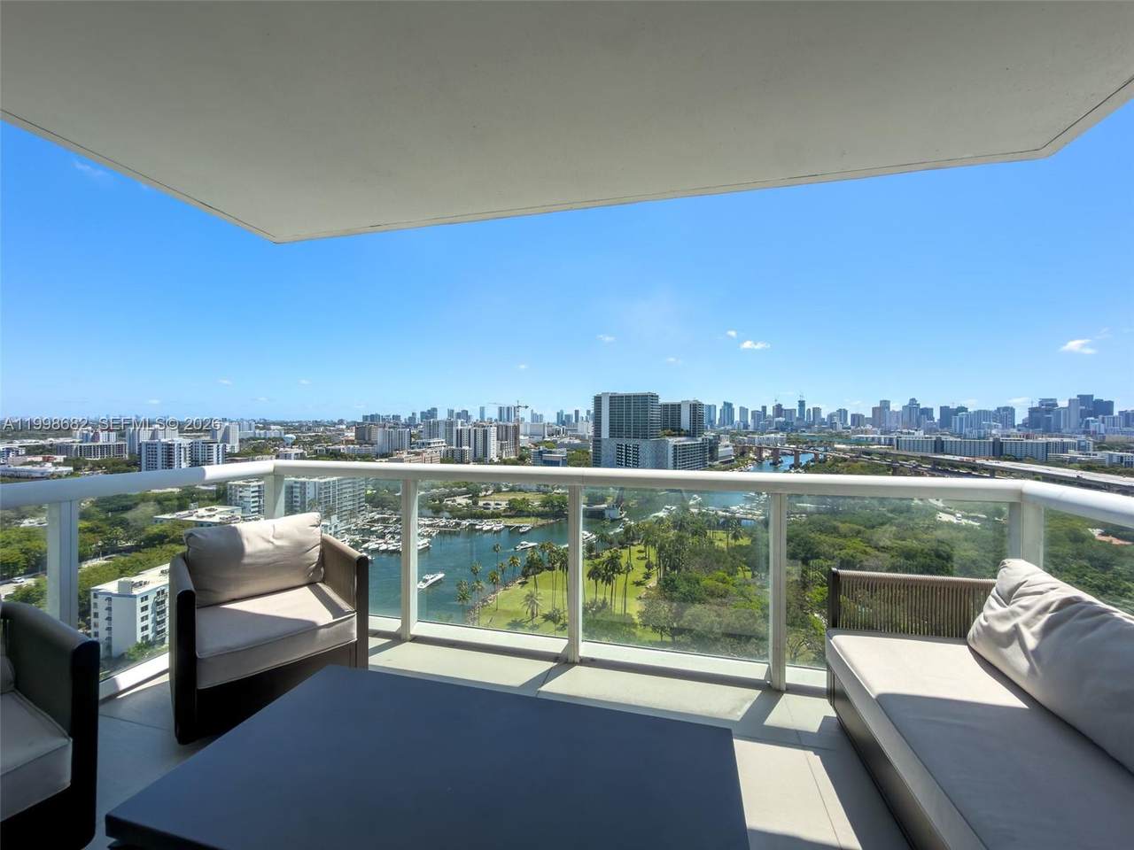 https://bt-photos.global.ssl.fastly.net/miami/1280_boomver_1_A11998682-2.jpg