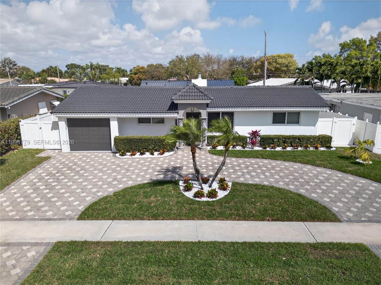2161 62nd Ct - Photo 1
