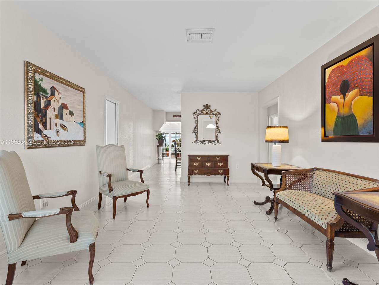 https://bt-photos.global.ssl.fastly.net/miami/1280_boomver_1_A11998842-2.jpg