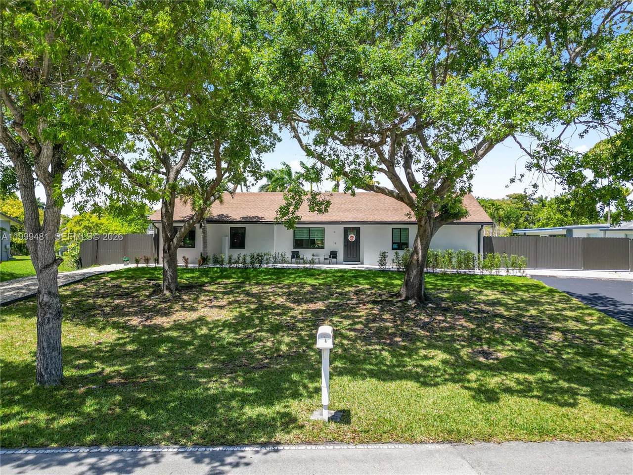 18462 88th Pl - Photo 1