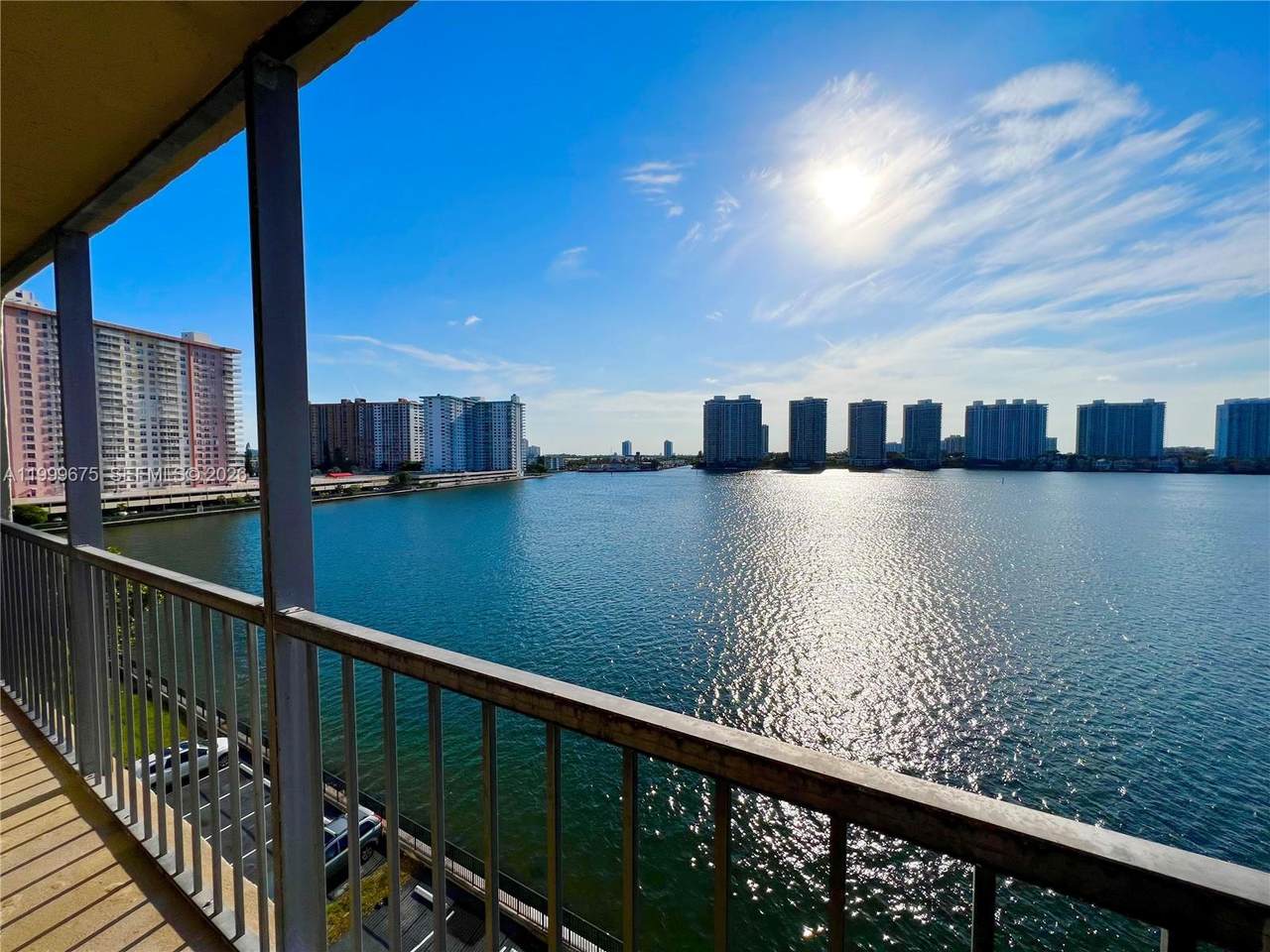 https://bt-photos.global.ssl.fastly.net/miami/1280_boomver_1_A11999675-2.jpg