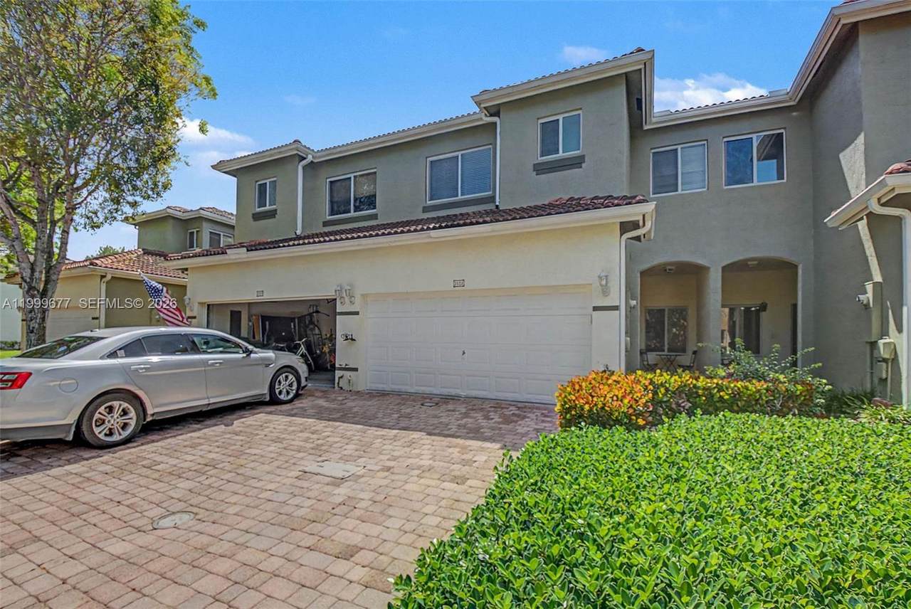 https://bt-photos.global.ssl.fastly.net/miami/1280_boomver_1_A11999677-2.jpg