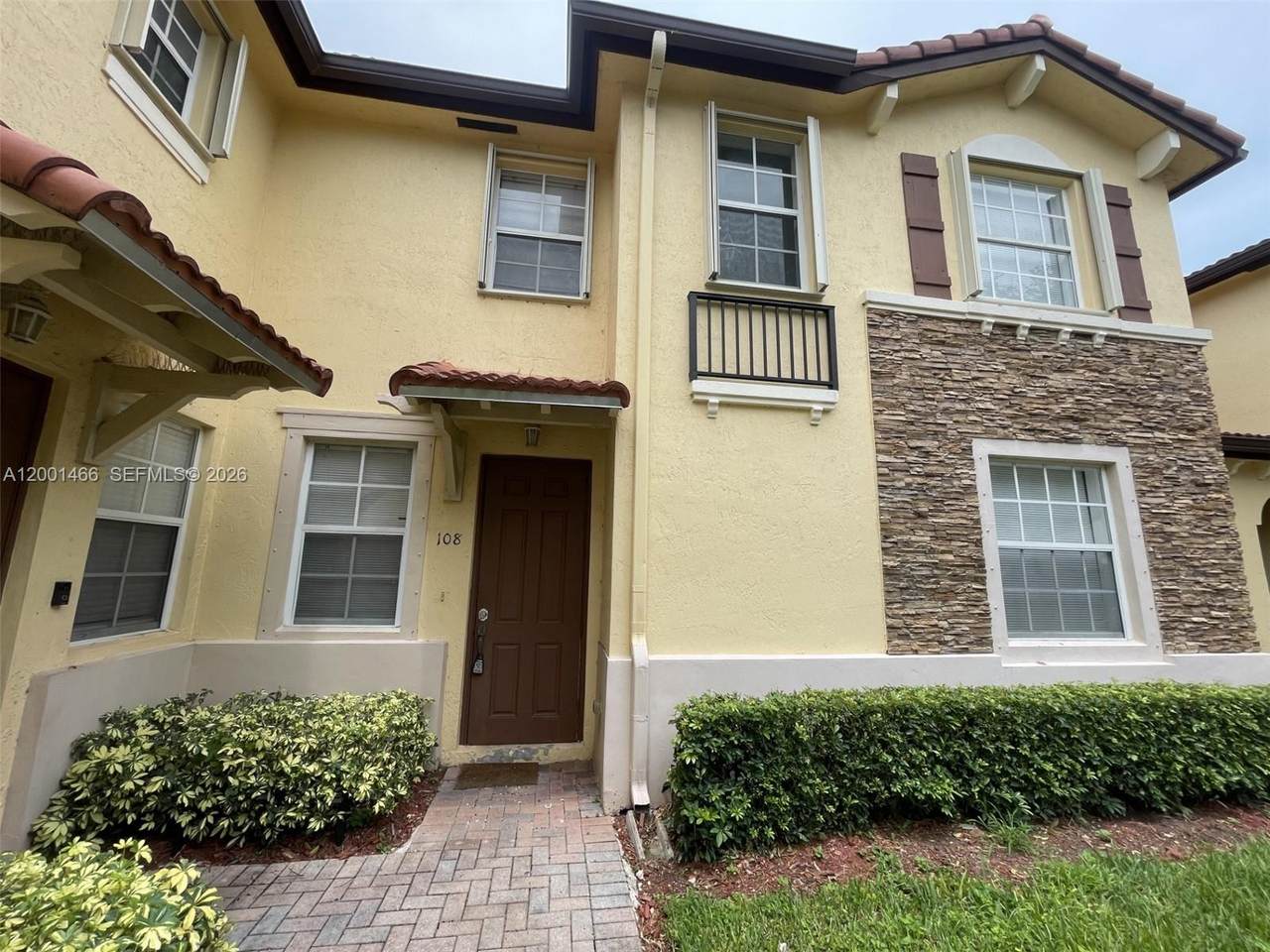 1388 33rd Ave - Photo 1