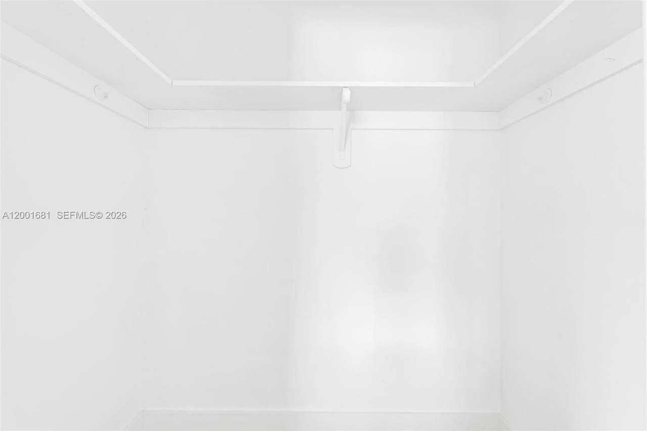 https://bt-photos.global.ssl.fastly.net/miami/1280_boomver_1_A12001681-2.jpg