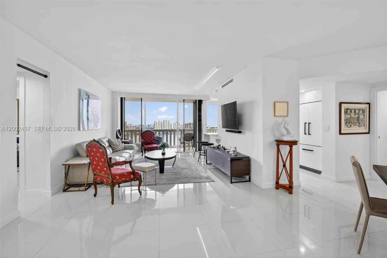 3000 Island Blvd - Photo 1