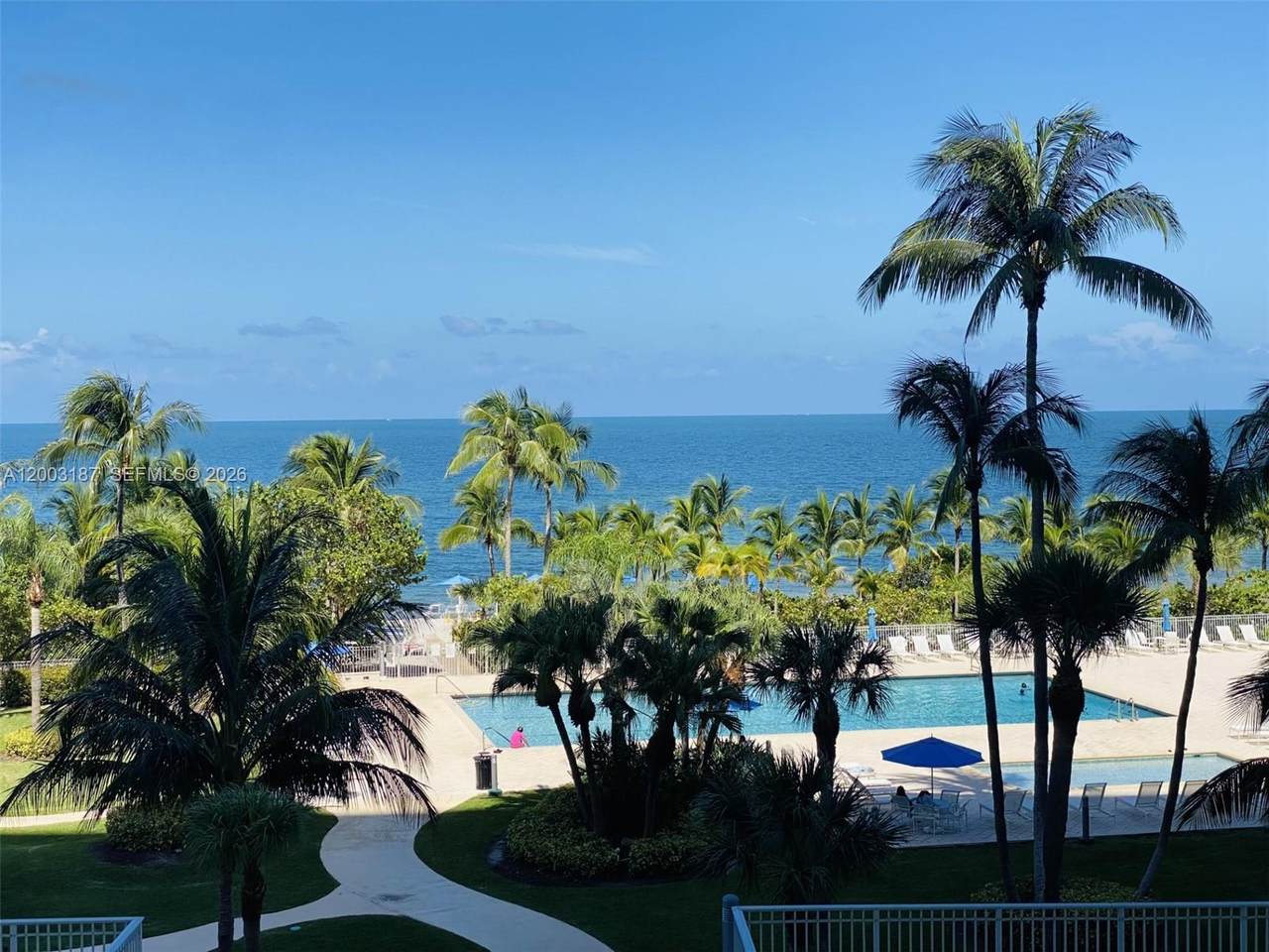 https://bt-photos.global.ssl.fastly.net/miami/1280_boomver_1_A12003187-2.jpg