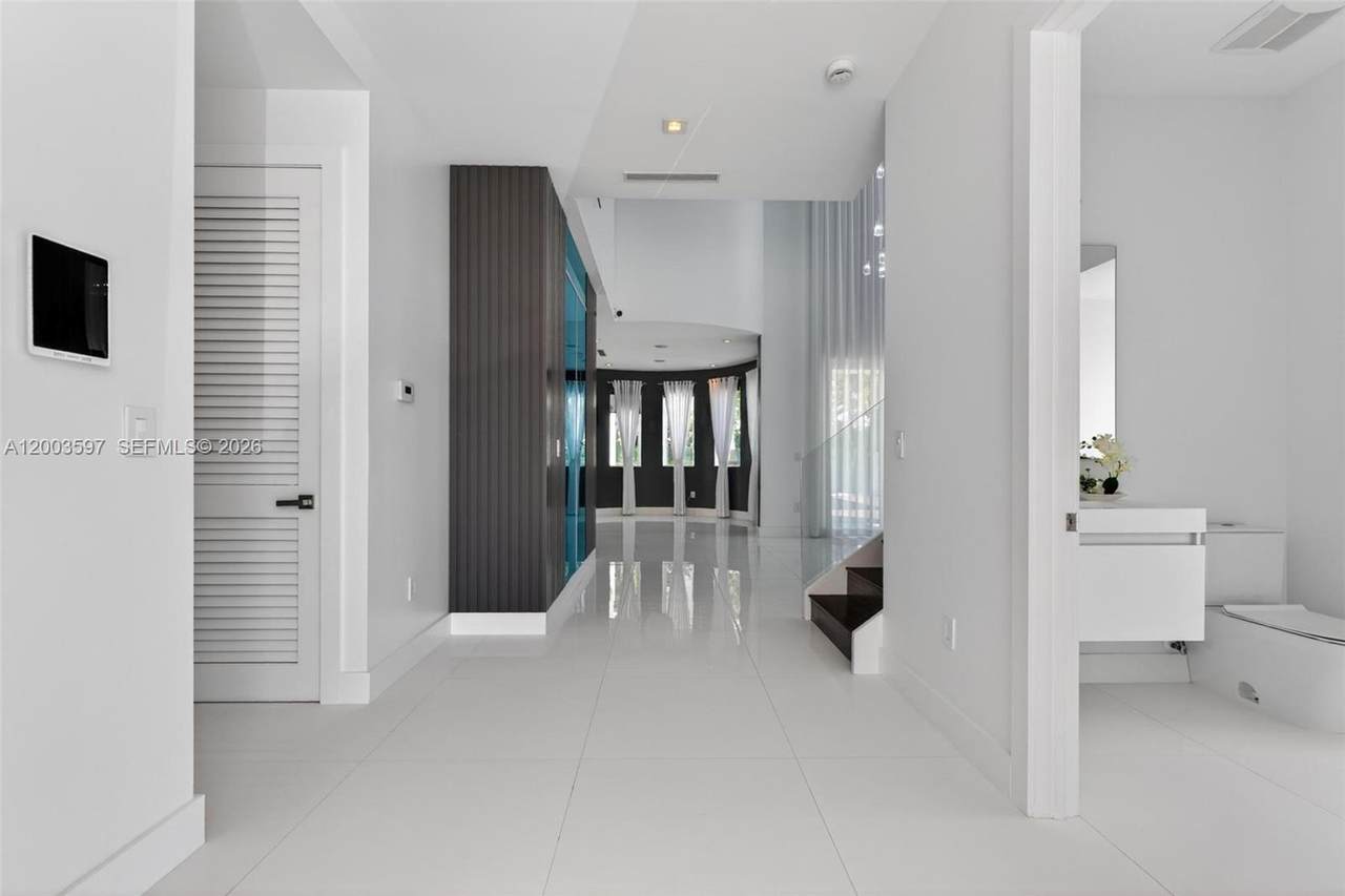 https://bt-photos.global.ssl.fastly.net/miami/1280_boomver_1_A12003597-2.jpg