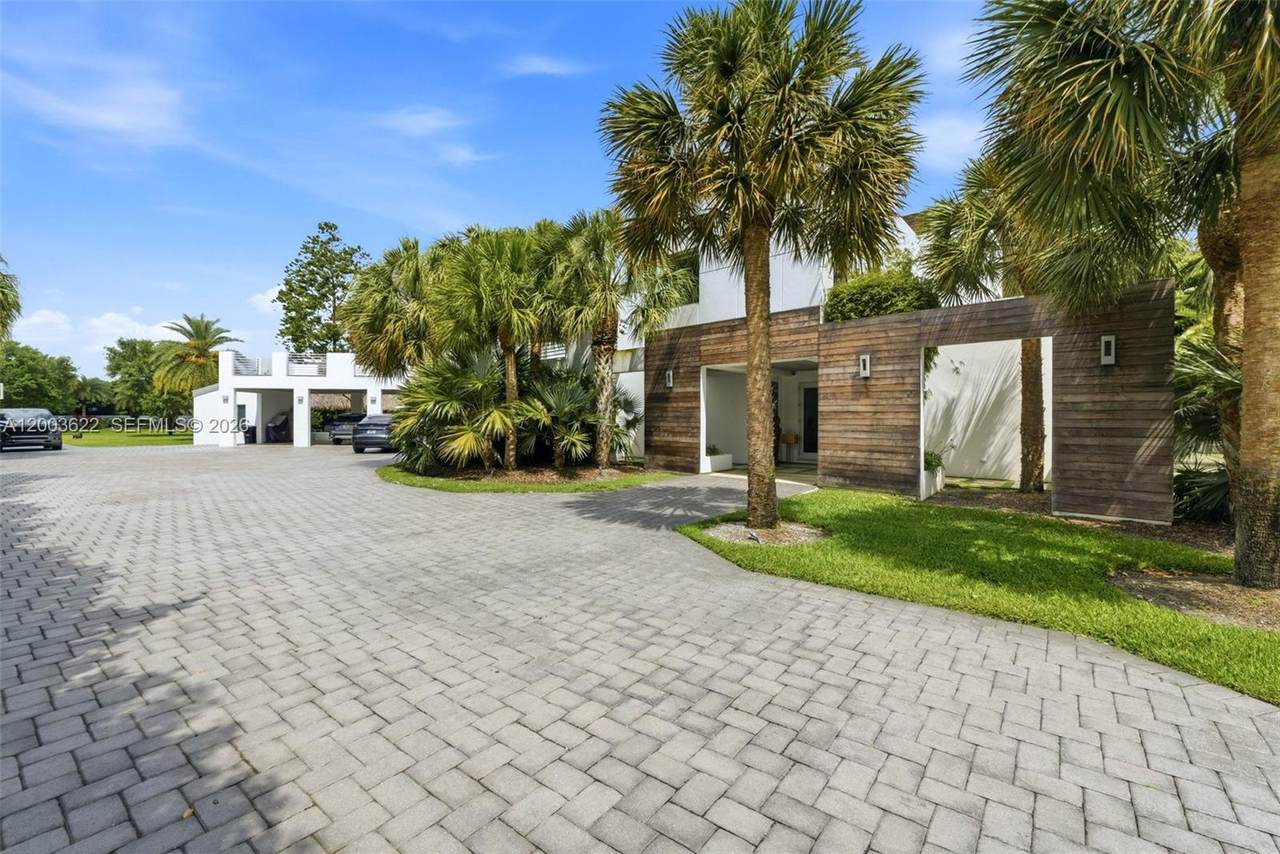 https://bt-photos.global.ssl.fastly.net/miami/1280_boomver_2_A12003622-2.jpg