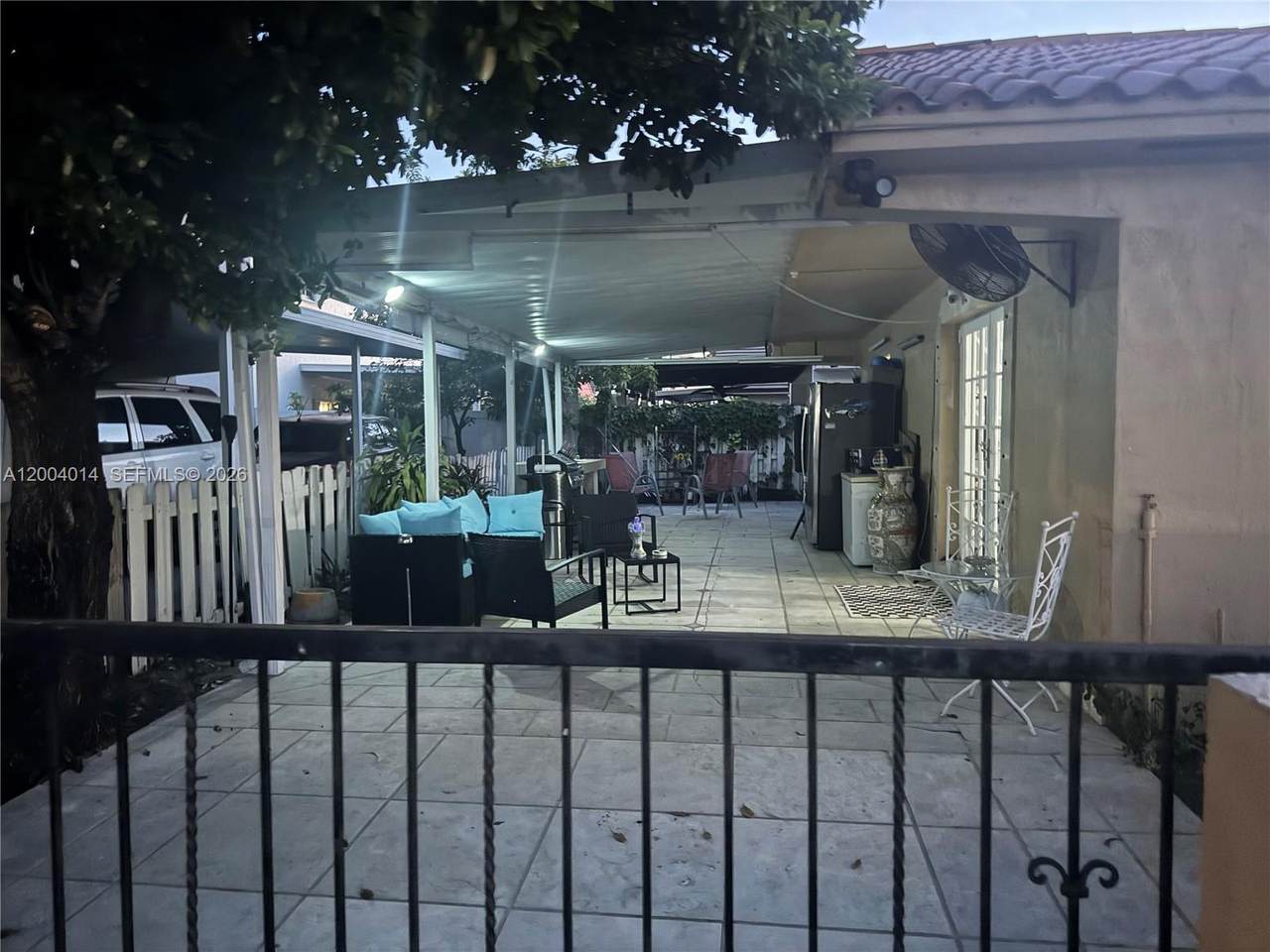 https://bt-photos.global.ssl.fastly.net/miami/1280_boomver_1_A12004014-2.jpg