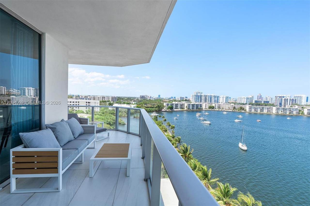 https://bt-photos.global.ssl.fastly.net/miami/1280_boomver_1_A12004032-2.jpg