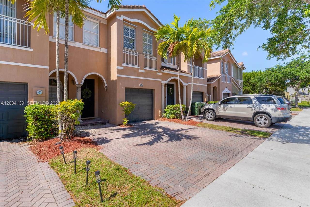 https://bt-photos.global.ssl.fastly.net/miami/1280_boomver_1_A12004139-2.jpg