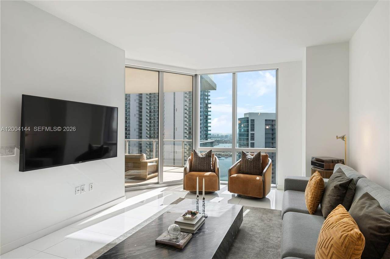https://bt-photos.global.ssl.fastly.net/miami/1280_boomver_1_A12004144-2.jpg