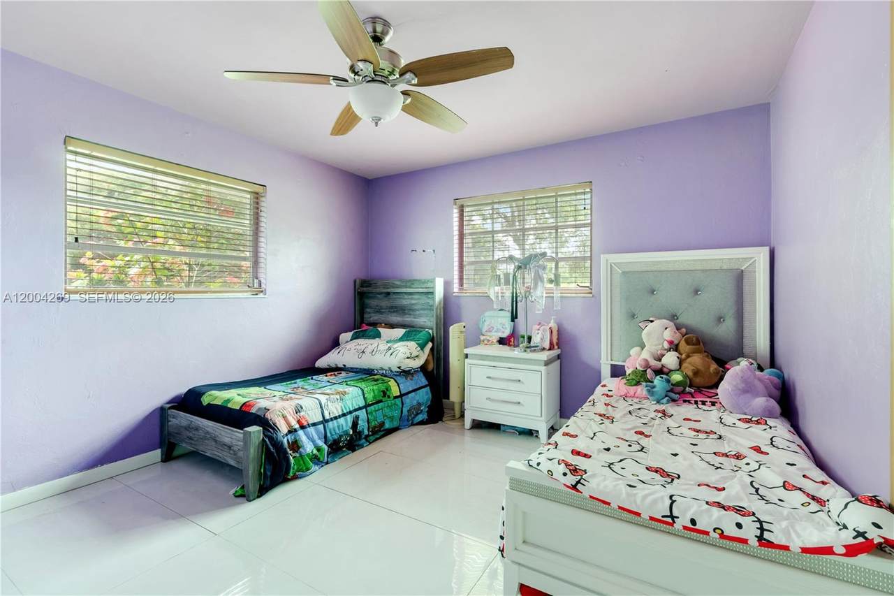https://bt-photos.global.ssl.fastly.net/miami/1280_boomver_1_A12004269-2.jpg