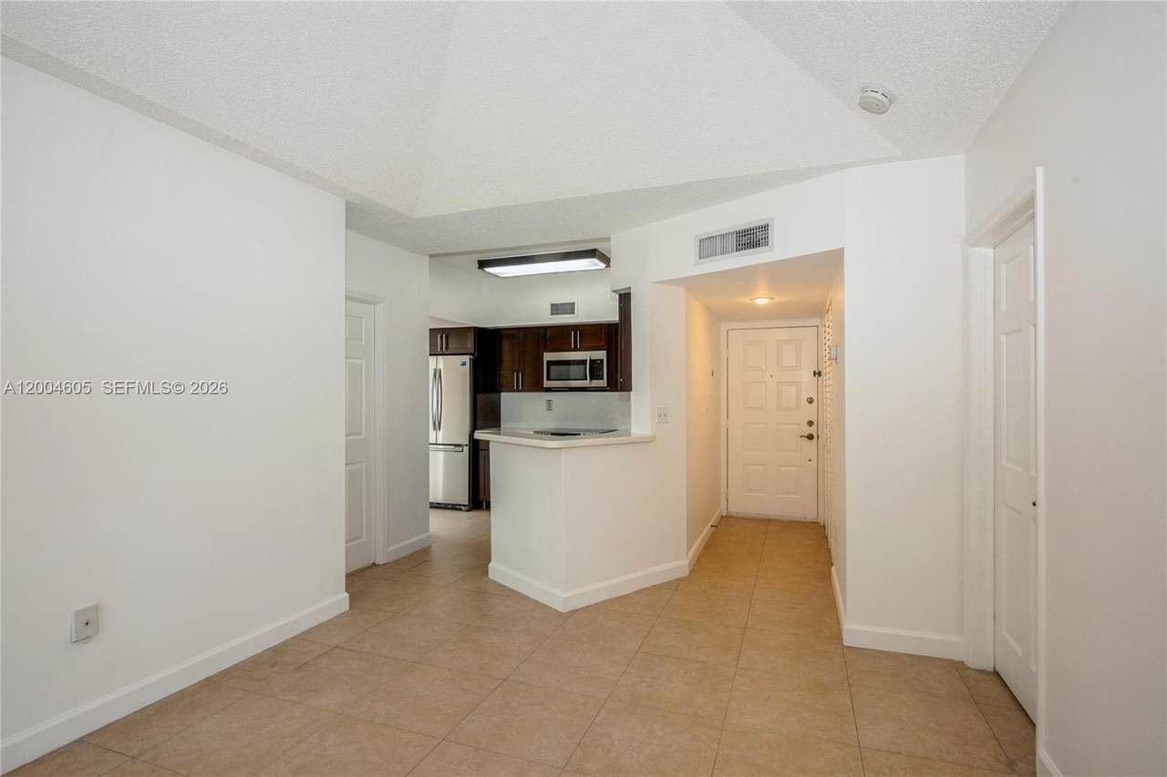 https://bt-photos.global.ssl.fastly.net/miami/1280_boomver_1_A12004605-2.jpg