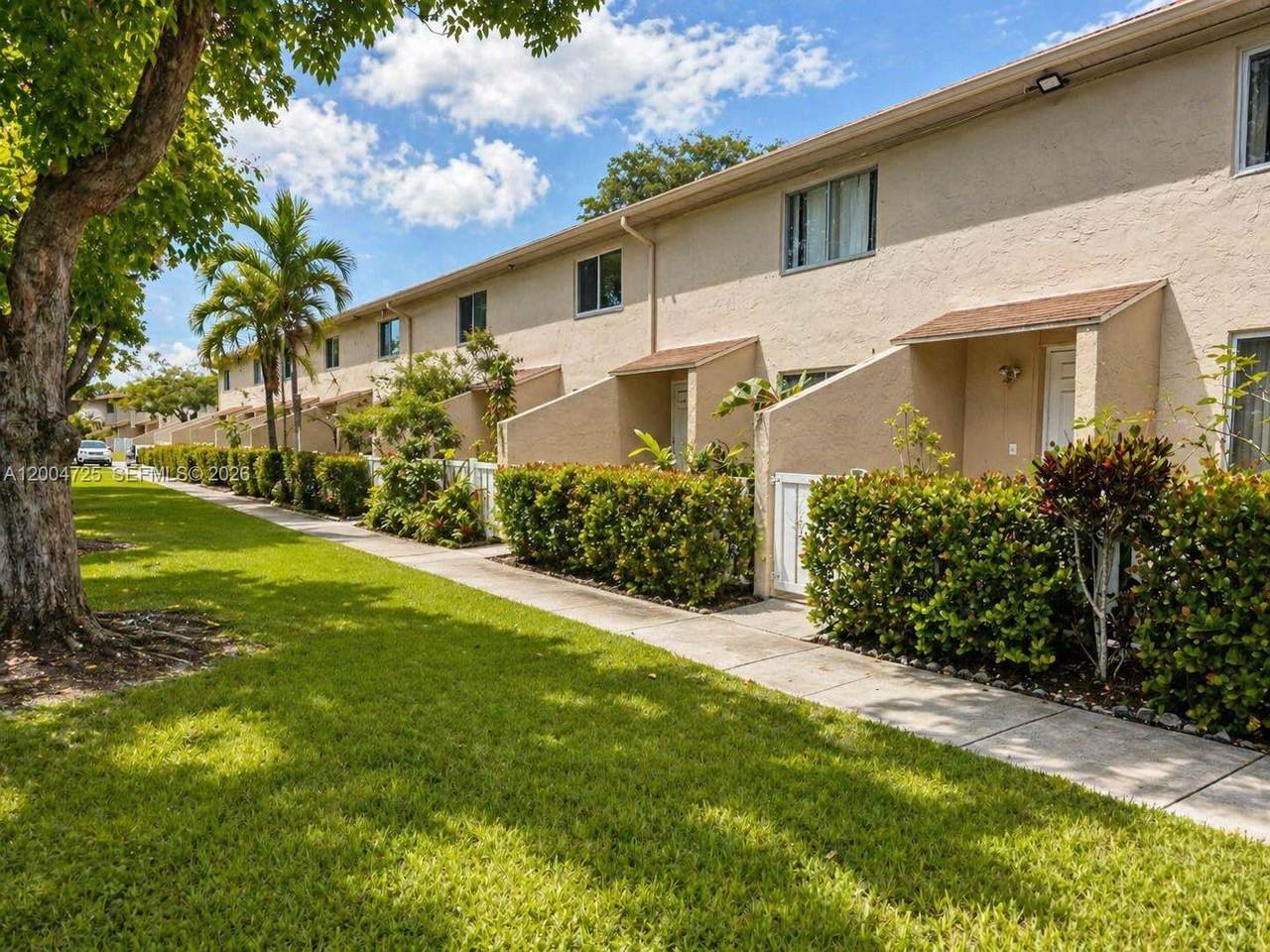 https://bt-photos.global.ssl.fastly.net/miami/1280_boomver_1_A12004725-2.jpg