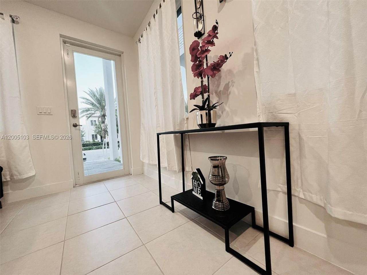 https://bt-photos.global.ssl.fastly.net/miami/orig_boomver_1_A12005103-2.jpg