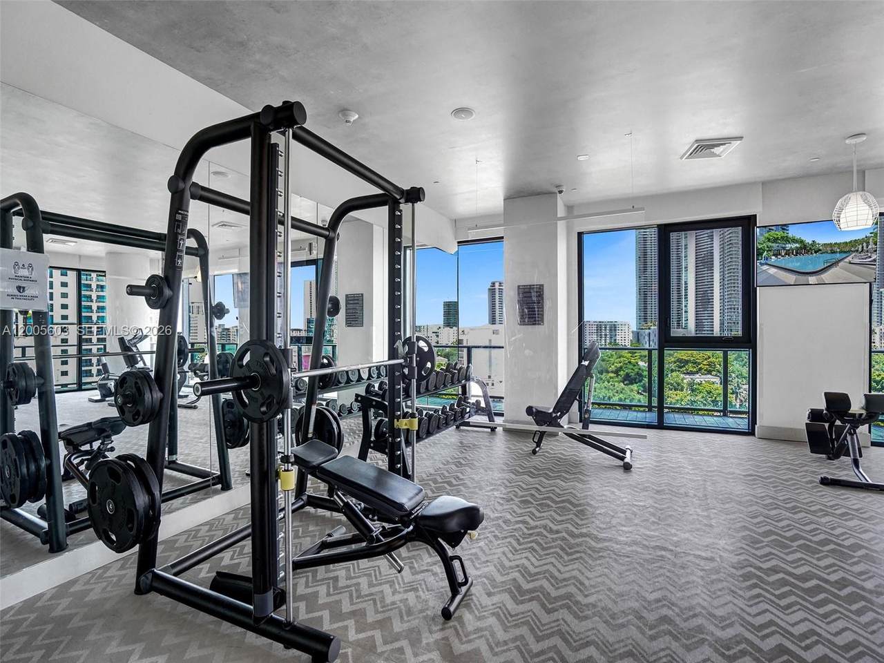 https://bt-photos.global.ssl.fastly.net/miami/1280_boomver_1_A12005603-2.jpg