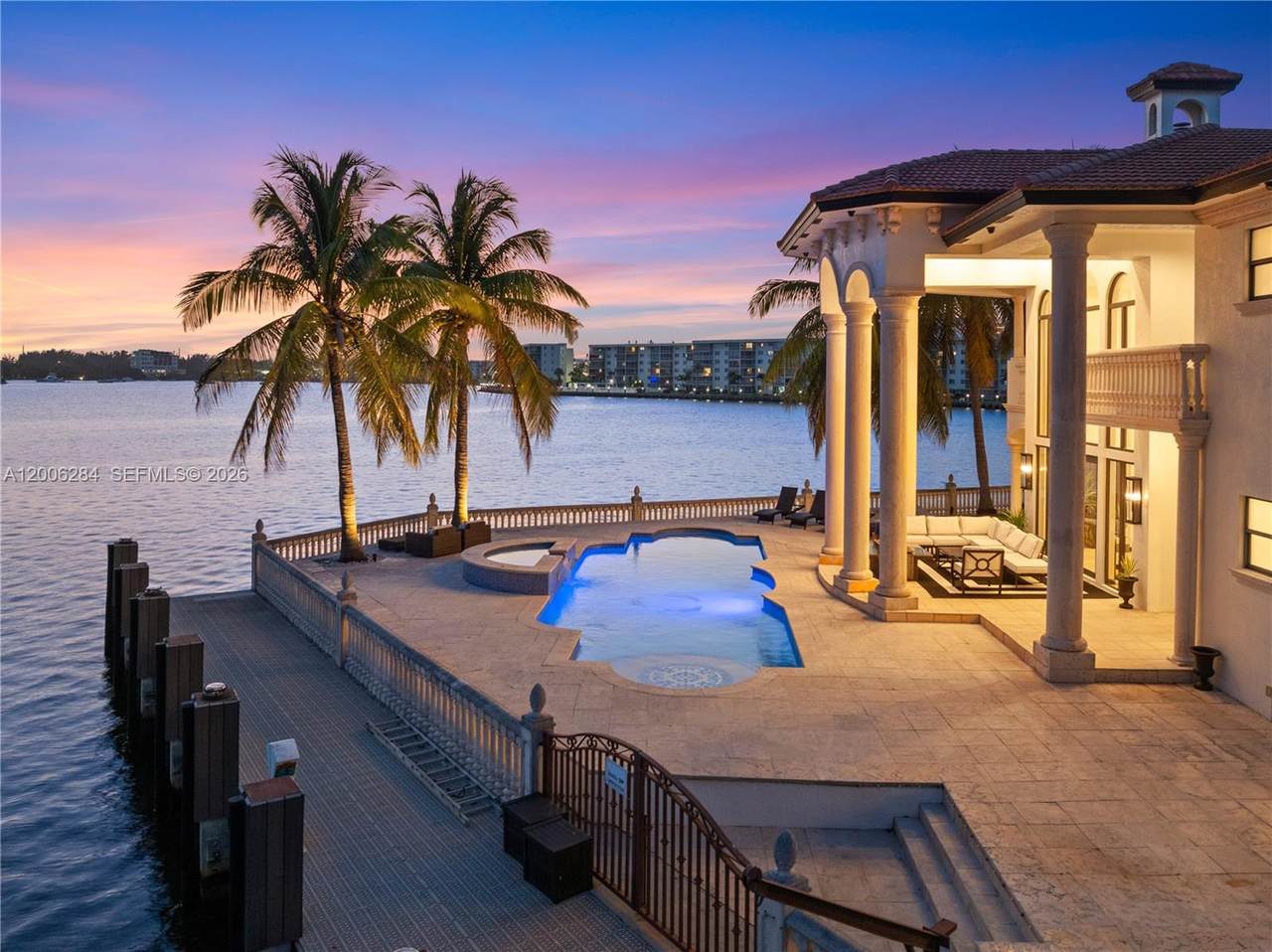 https://bt-photos.global.ssl.fastly.net/miami/1280_boomver_1_A12006284-2.jpg