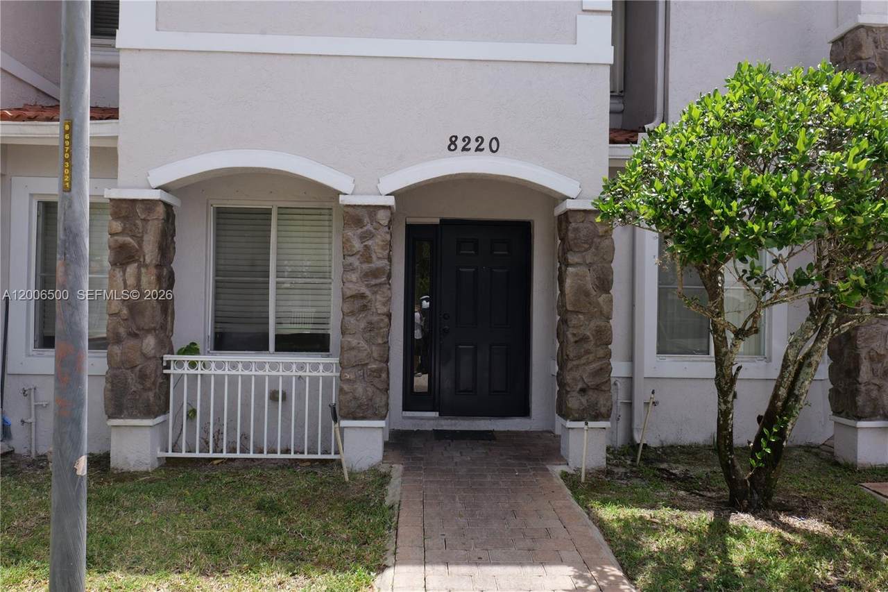 8220 25th Ct - Photo 1