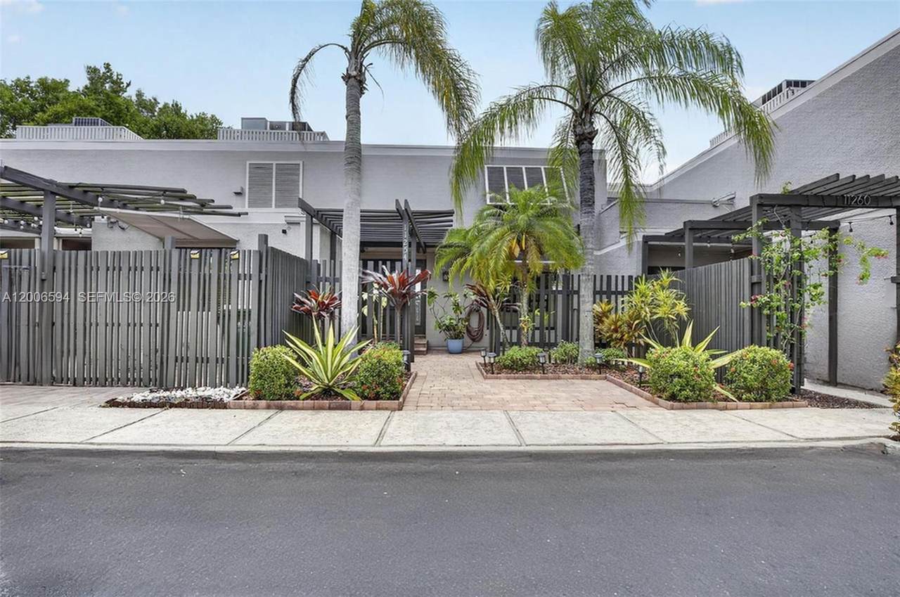 11254 15th Ct - Photo 1