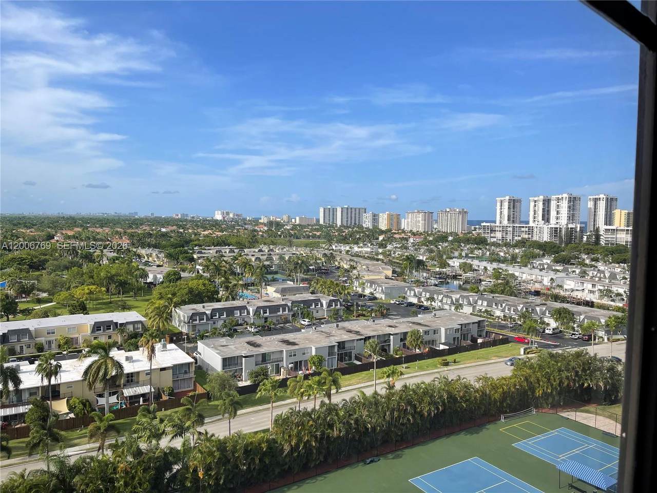 https://bt-photos.global.ssl.fastly.net/miami/1280_boomver_1_A12006769-2.jpg