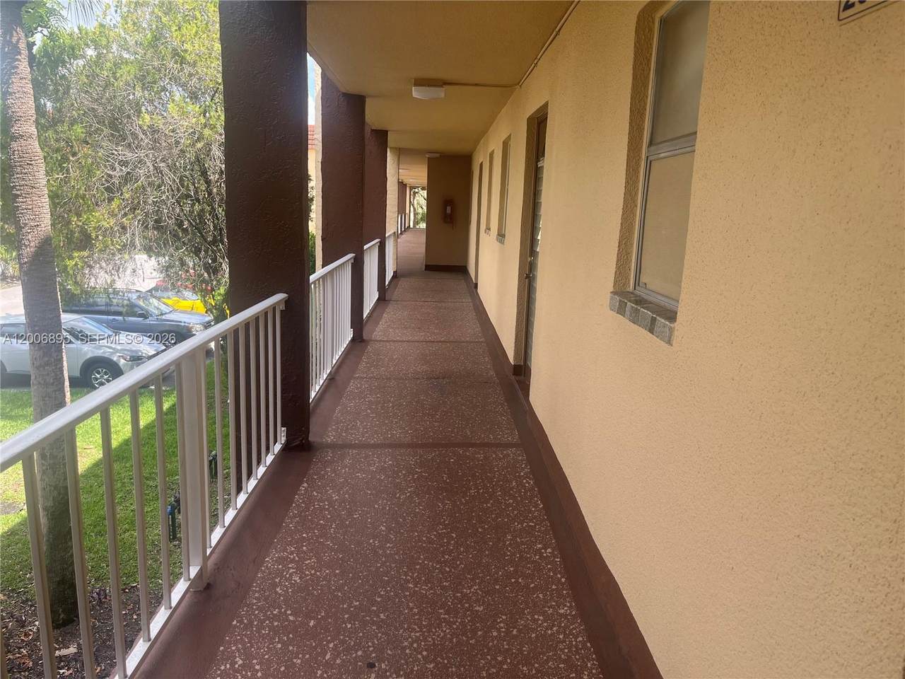 https://bt-photos.global.ssl.fastly.net/miami/1280_boomver_1_A12006895-2.jpg