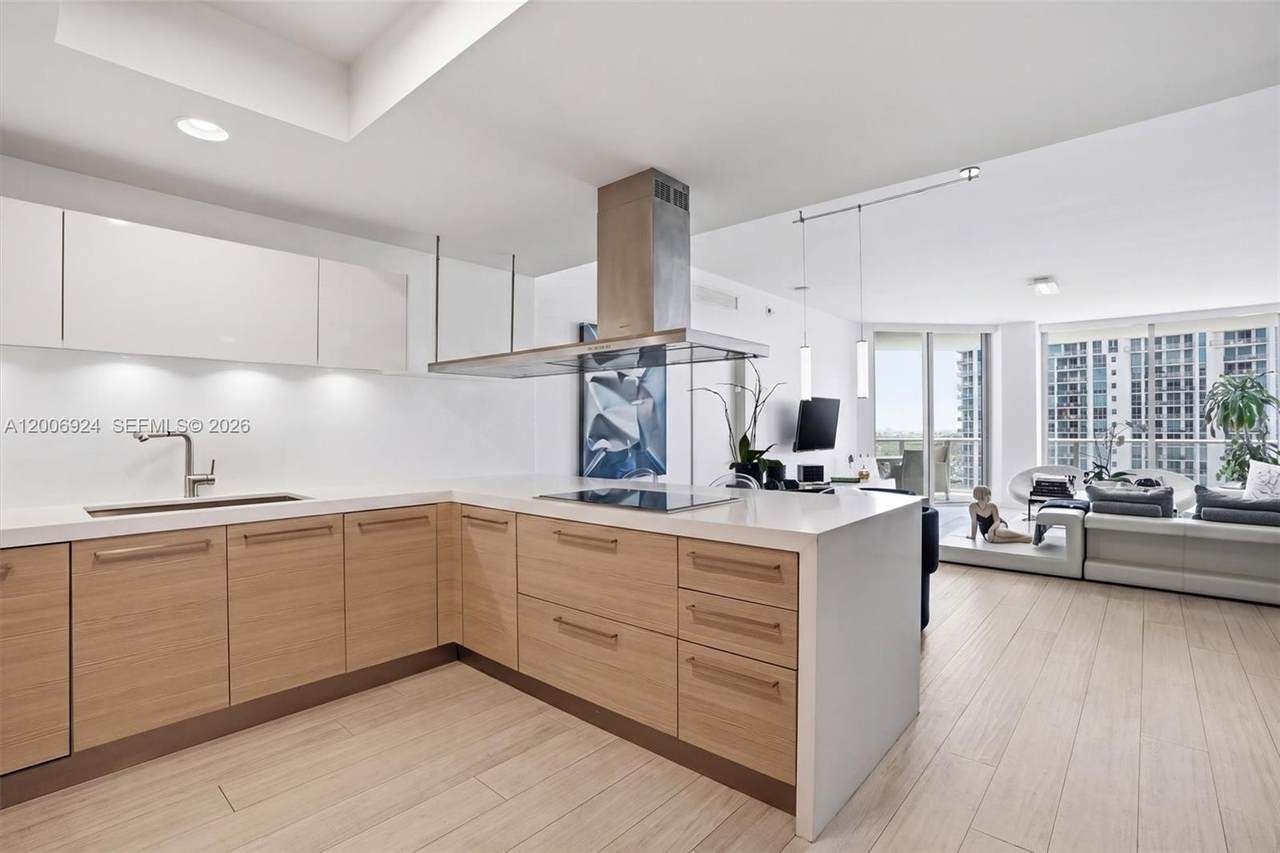 17301 Biscayne Blvd - Photo 1