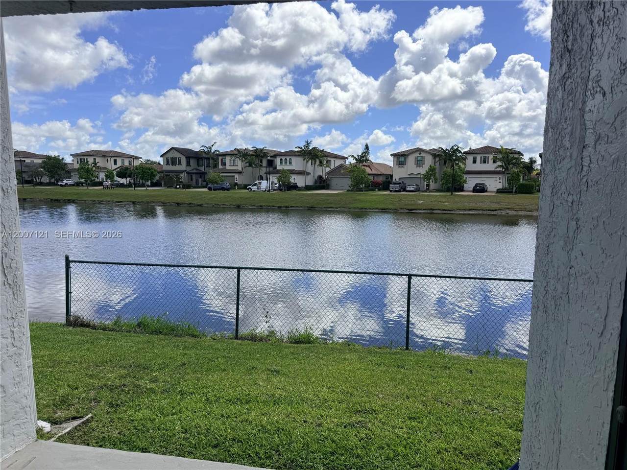 https://bt-photos.global.ssl.fastly.net/miami/orig_boomver_1_A12007121-2.jpg