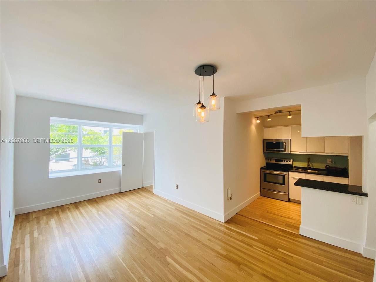 https://bt-photos.global.ssl.fastly.net/miami/1280_boomver_1_A12007266-2.jpg