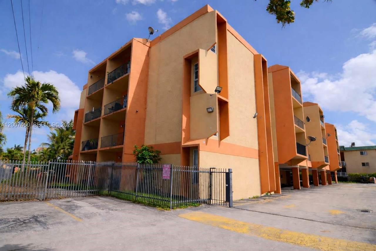 https://bt-photos.global.ssl.fastly.net/miami/orig_boomver_1_A12007460-2.jpg