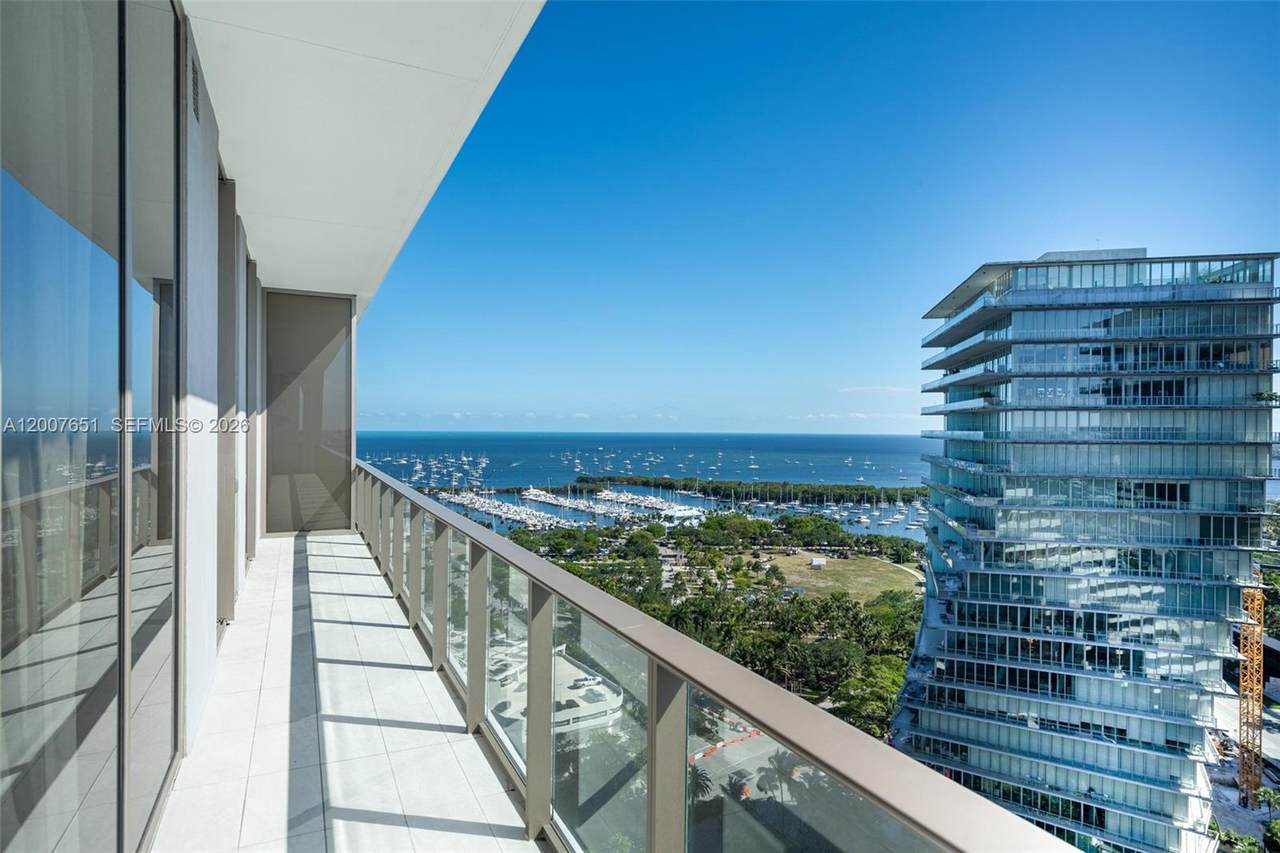 https://bt-photos.global.ssl.fastly.net/miami/1280_boomver_1_A12007651-2.jpg