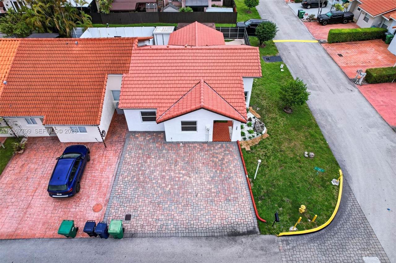 https://bt-photos.global.ssl.fastly.net/miami/1280_boomver_1_A12007799-2.jpg