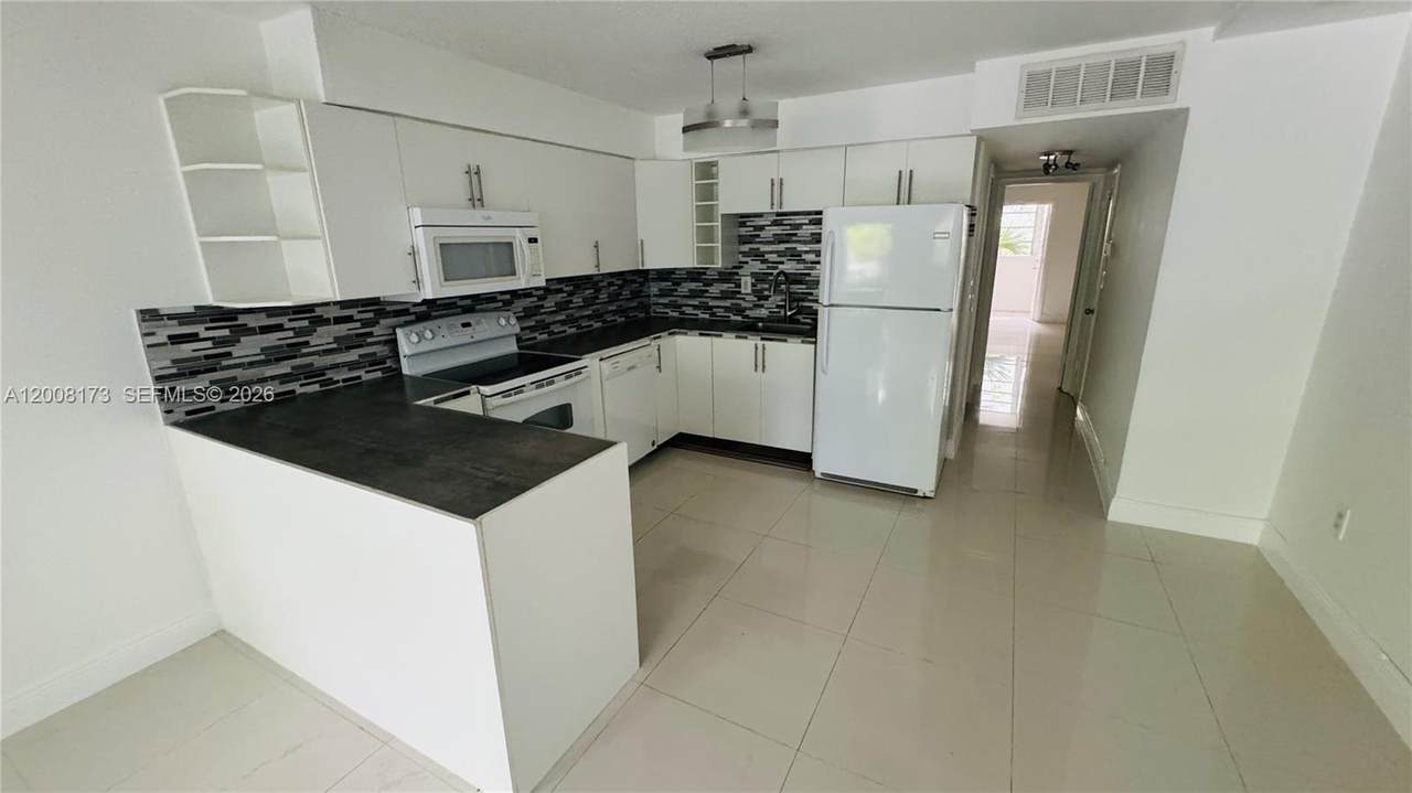 https://bt-photos.global.ssl.fastly.net/miami/1280_boomver_1_A12008173-2.jpg