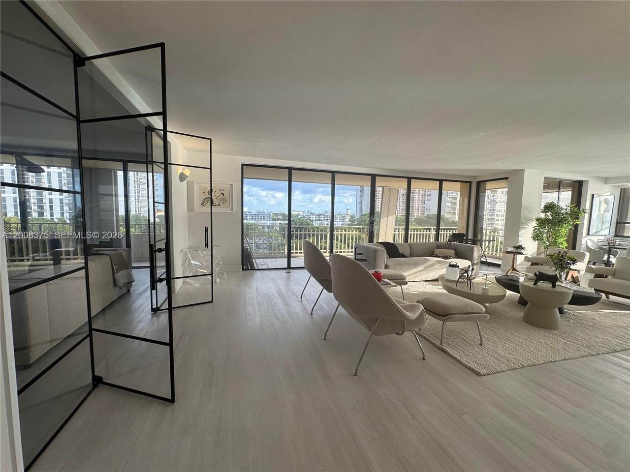 11113 Biscayne Blvd - Photo 1