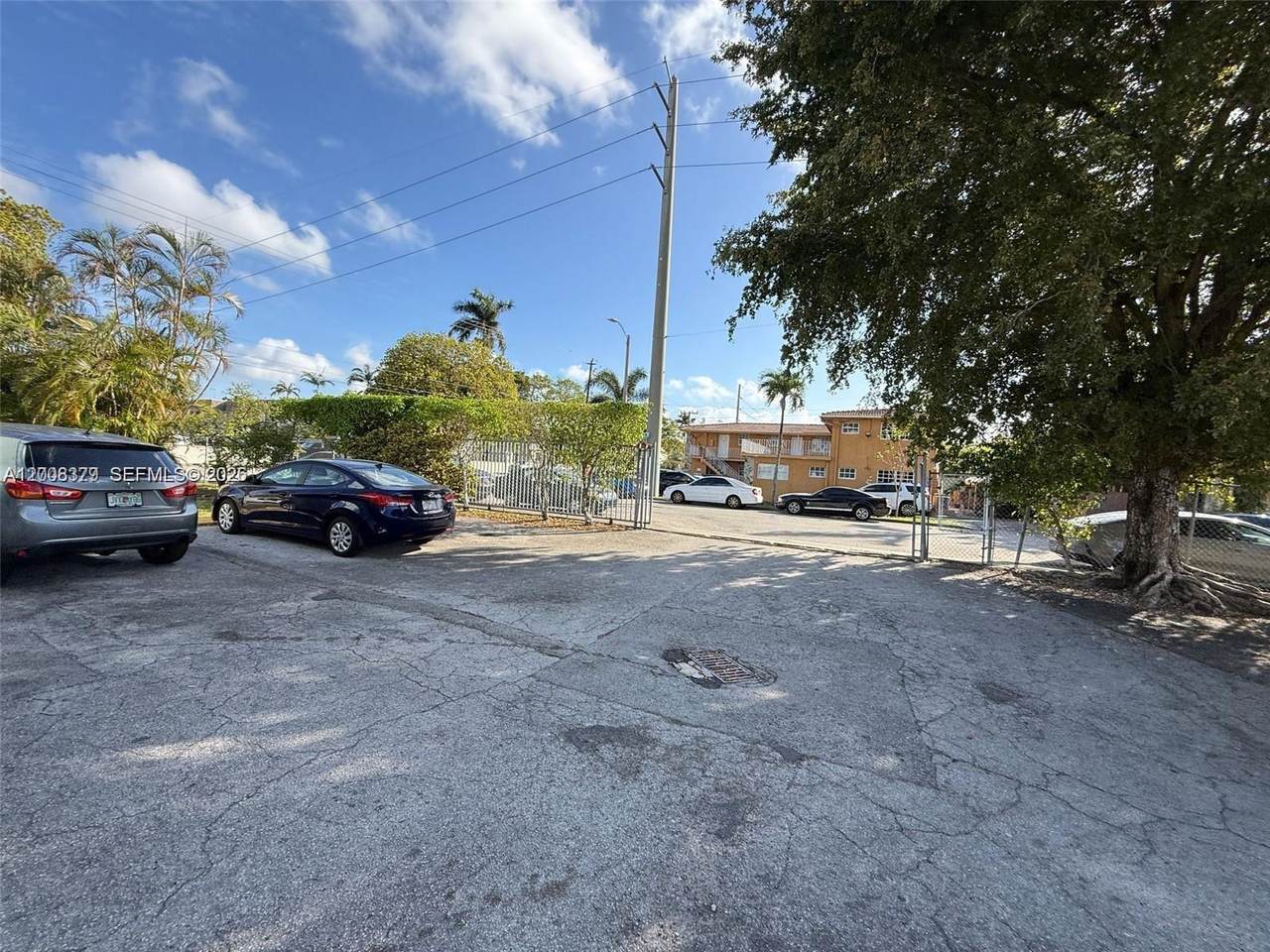 https://bt-photos.global.ssl.fastly.net/miami/orig_boomver_1_A12008379-2.jpg
