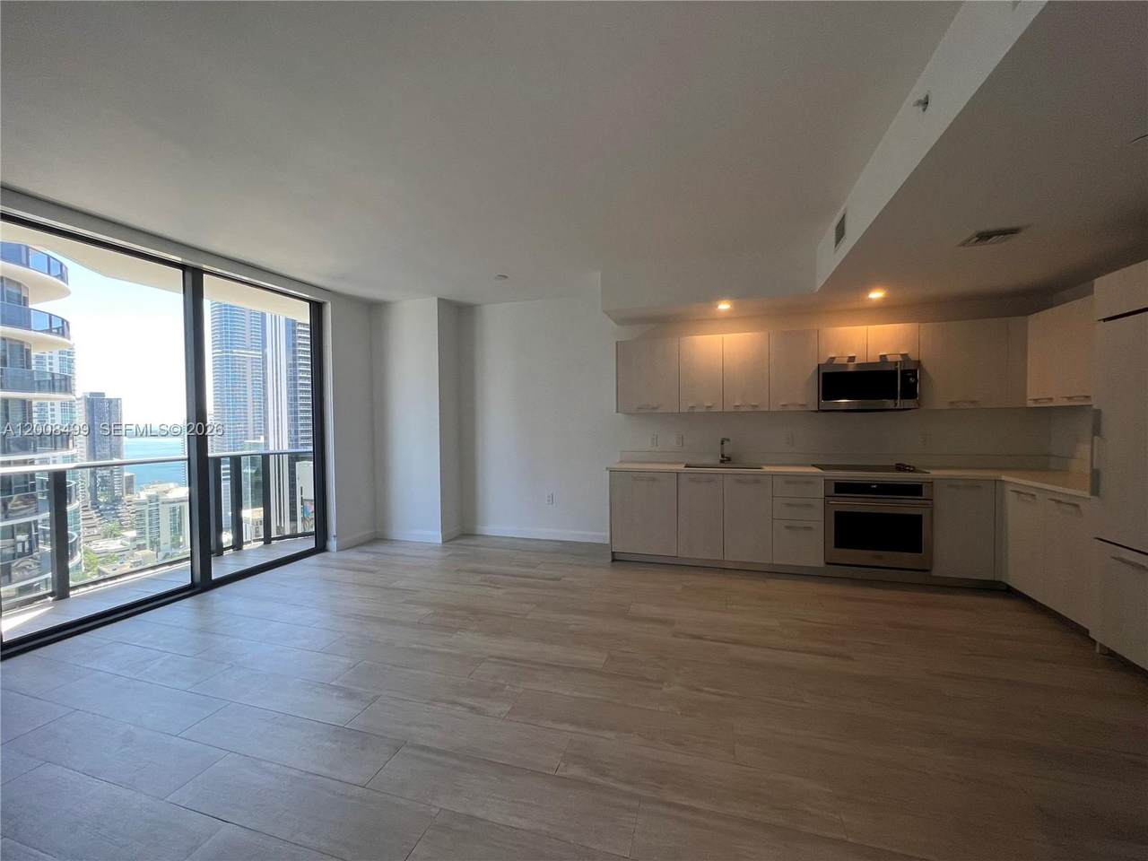 55 9th St - Photo 1
