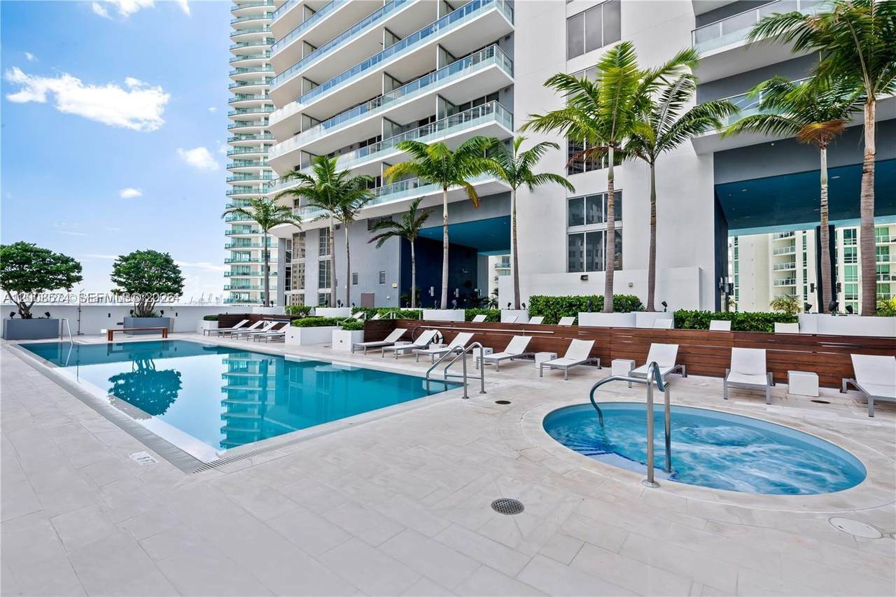 1300 Brickell Bay Dr - Photo 1