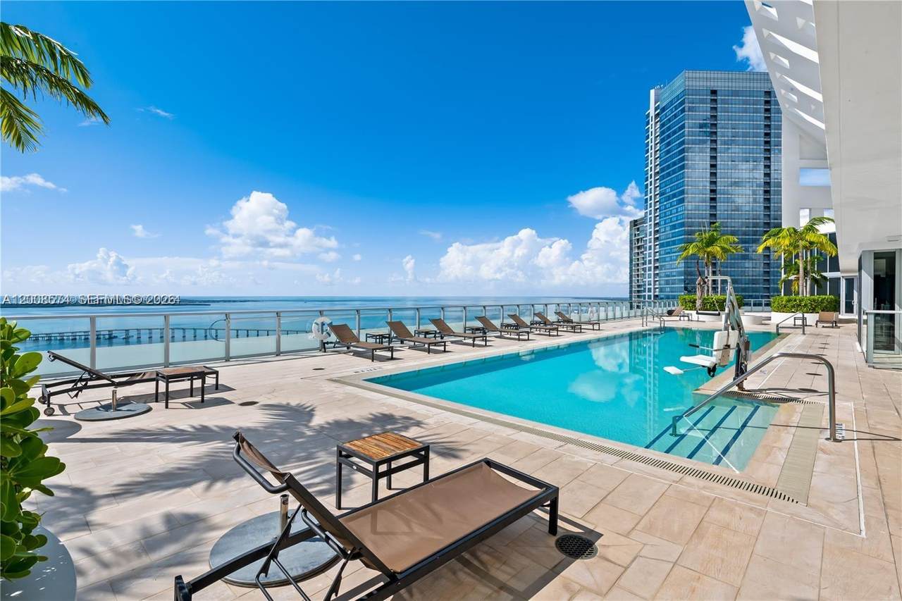 https://bt-photos.global.ssl.fastly.net/miami/1280_boomver_1_A12008574-2.jpg