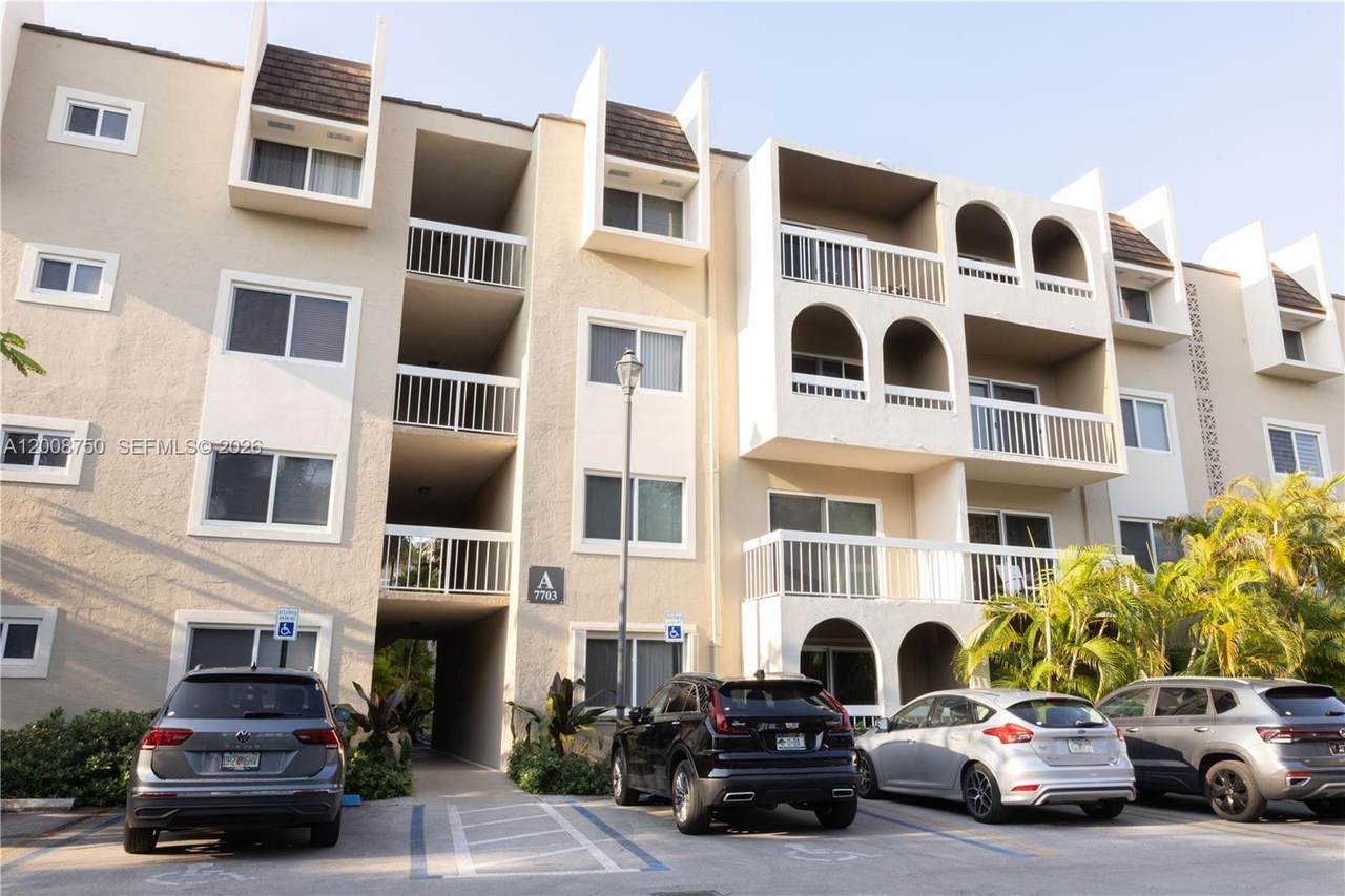 7703 Camino Real - Photo 1
