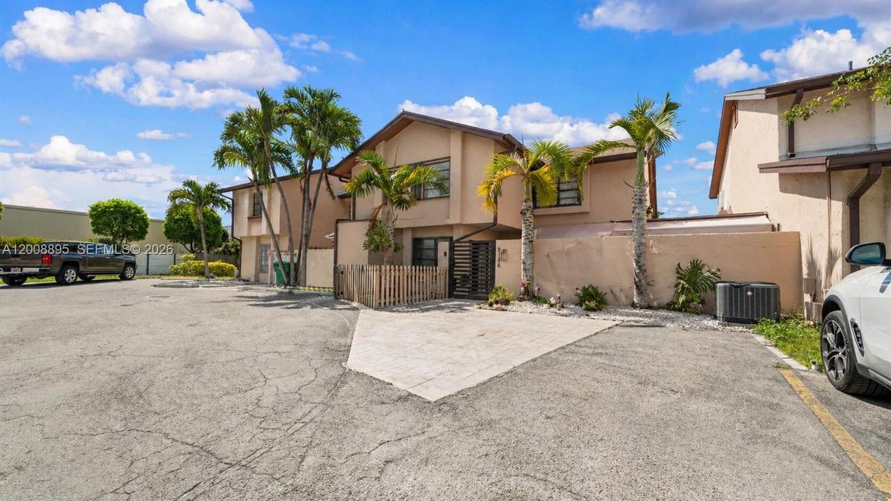https://bt-photos.global.ssl.fastly.net/miami/1280_boomver_1_A12008895-2.jpg