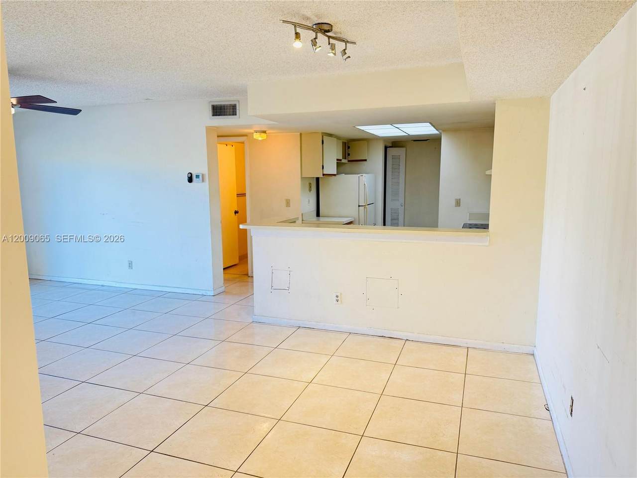 https://bt-photos.global.ssl.fastly.net/miami/1280_boomver_1_A12009065-2.jpg